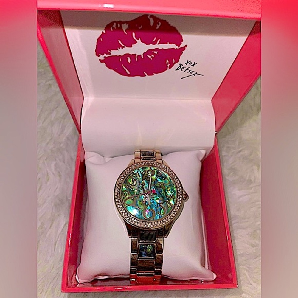 NEW Betsey Johnson Watch 💚✨💖